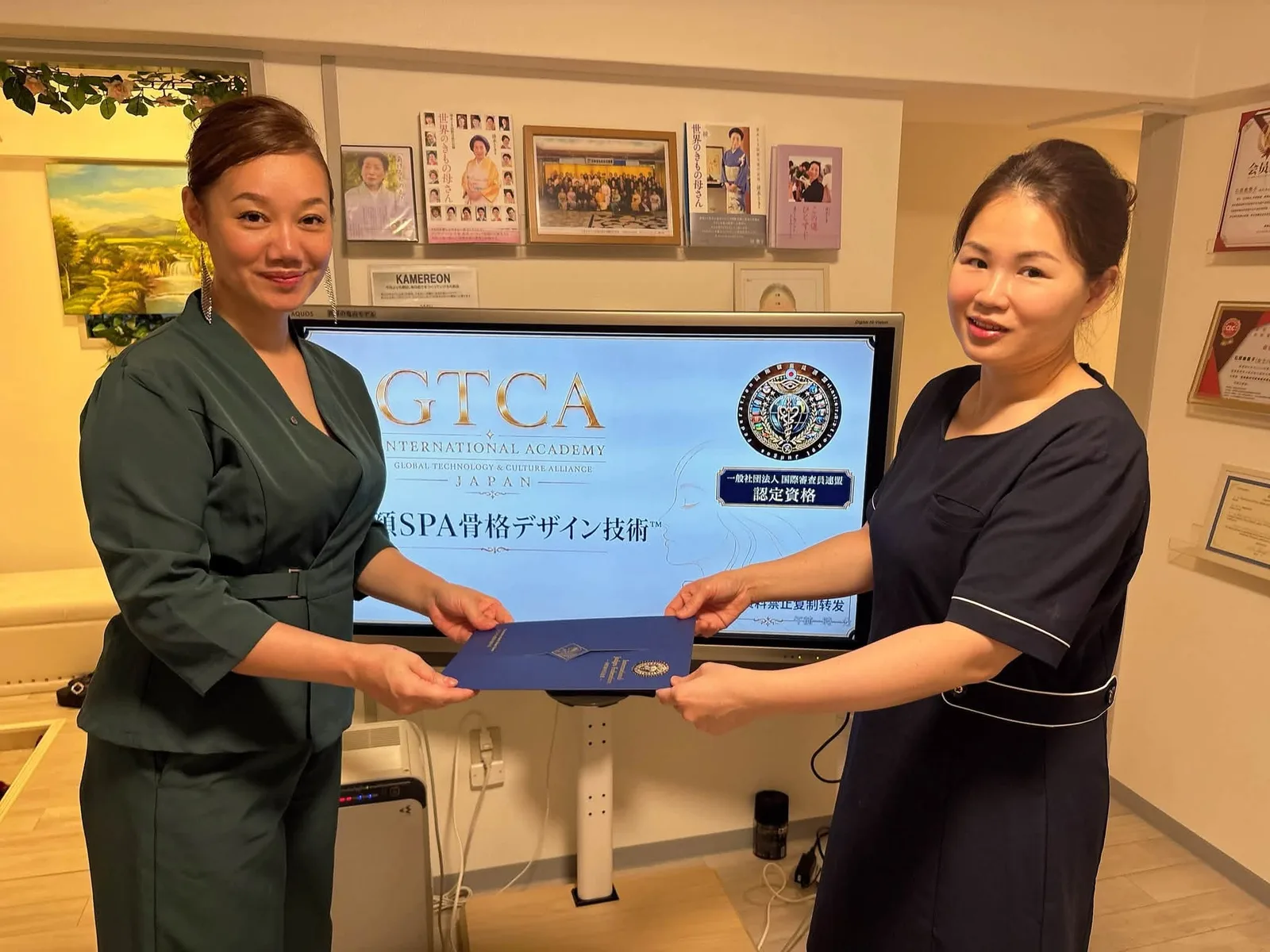 小顔SPA骨格デザイン技術・8月講座修了 03